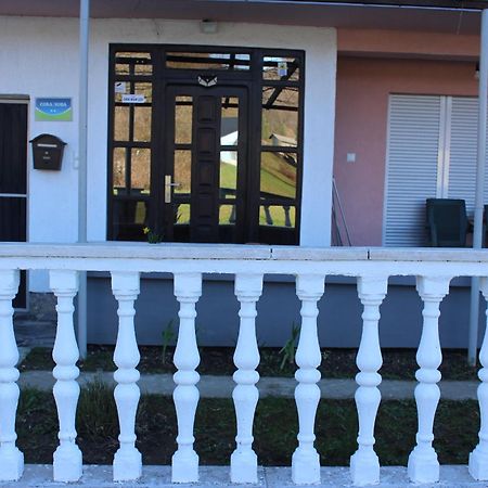 Apartmani Ramonda Teslić Eksteriør billede